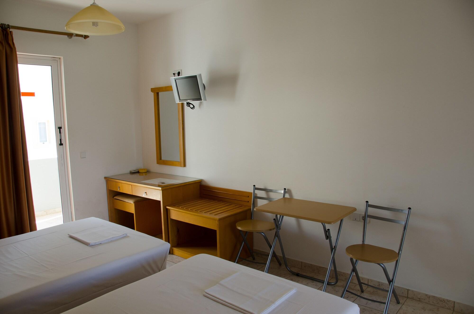 Goji Vegan Hotel เอียลิซอส ภายนอก รูปภาพ