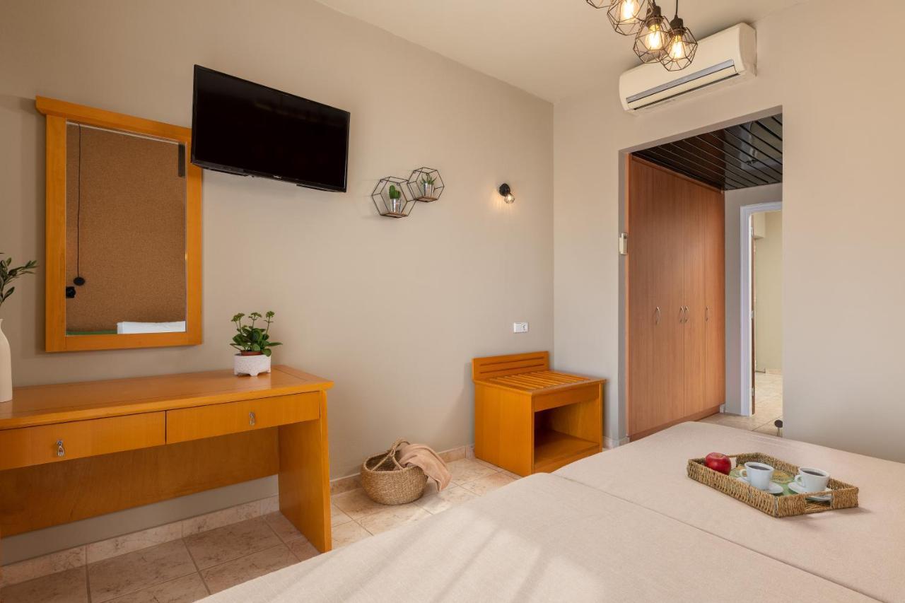 Goji Vegan Hotel เอียลิซอส ภายนอก รูปภาพ