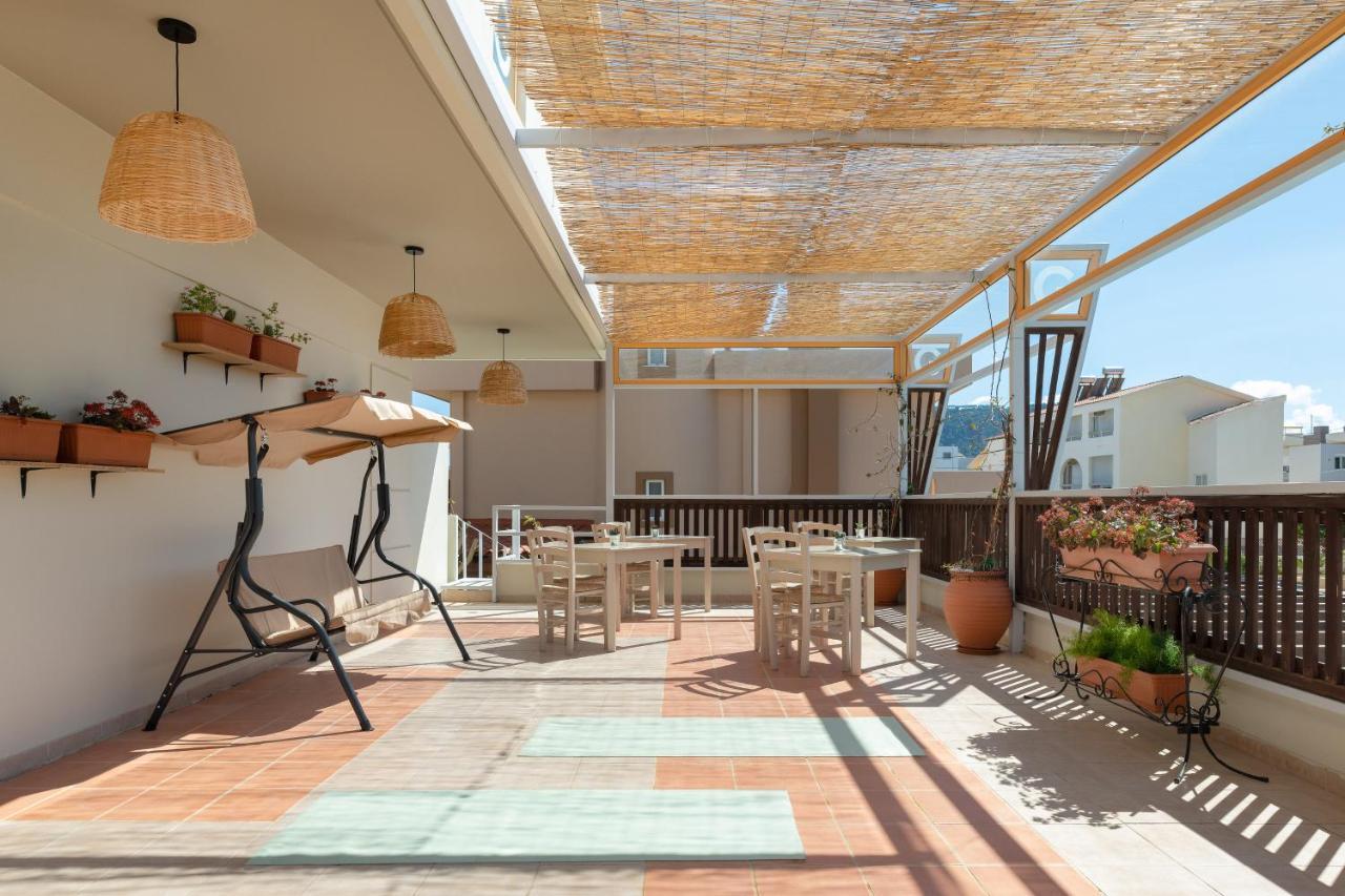 Goji Vegan Hotel เอียลิซอส ภายนอก รูปภาพ